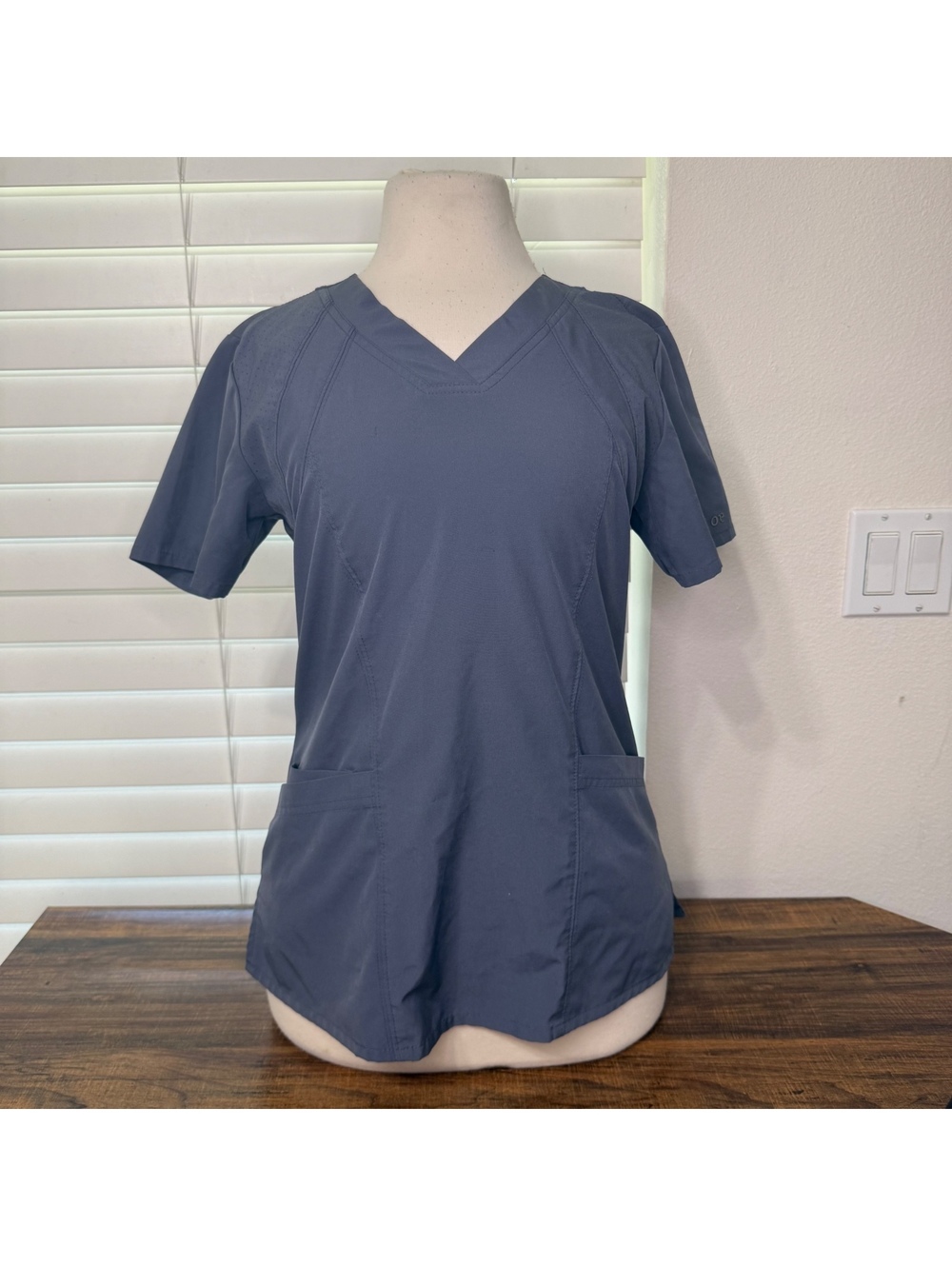 Barco One V-Neck Scrub Top XS Blue